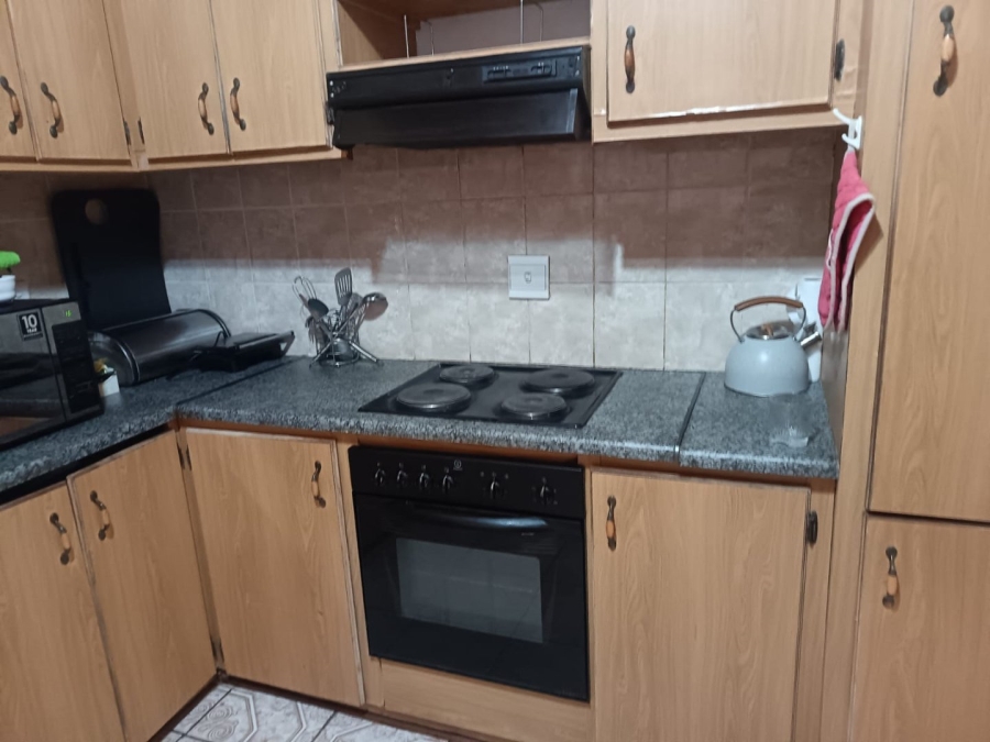 4 Bedroom Property for Sale in Minerva Gardens Northern Cape